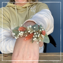 Lade das Bild in den Galerie-Viewer, DIY Kit - Armband aus Trockenblumen
