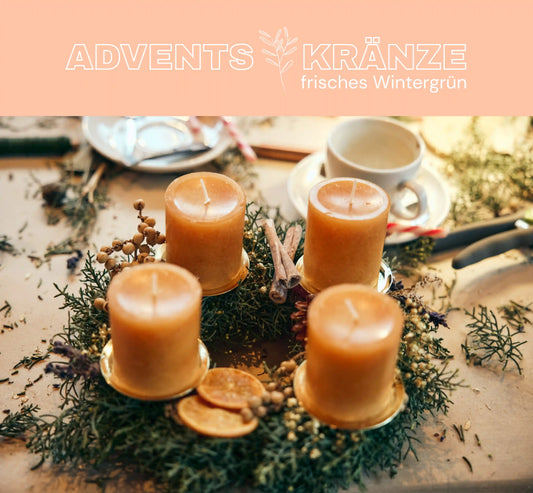 Grüne Adventskränze/ Tisch-/ Türkränze
