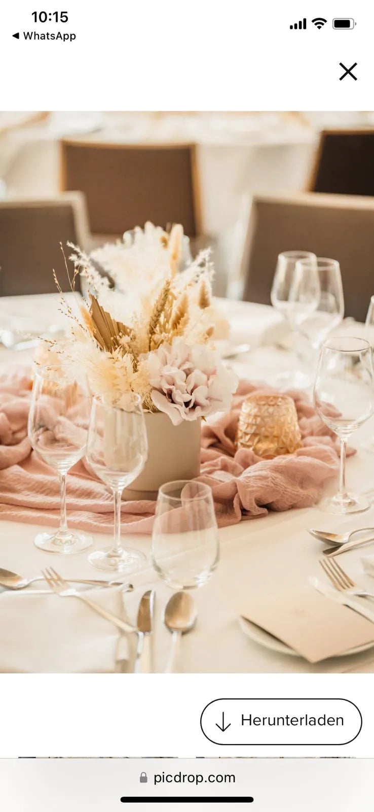 Trockenblumen Eventdeko mit rosa und Pampasgras